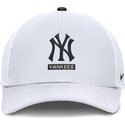 czapka-trucker-biala-primetime-dri-fit-rise-structured-new-york-yankees-mlb-nike