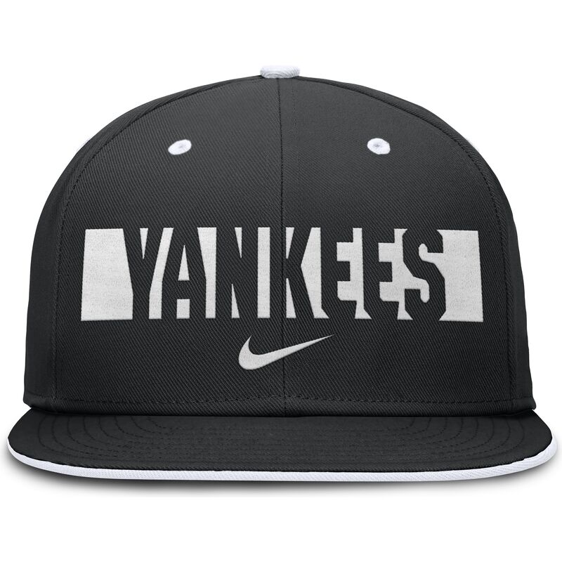 czarna-dopasowana-czapka-z-plaskim-daszkiem-primetime-dri-fit-true-structured-round-bill-new-york-yankees-mlb-nike czarna-dopasowana-czapka-z-plaskim-daszkiem-primetime-dri-fit-true-structured-round-bill-new-york-yankees-mlb-nike