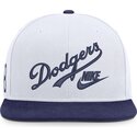 biala-i-niebieska-plaska-czapka-snapback-cooperstown-dri-fit-pro-structured-square-bill-los-angeles-dodgers-mlb-od-nike