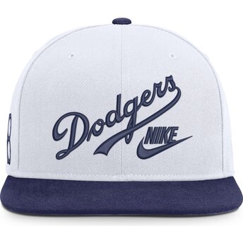 Biała i niebieska płaska czapka snapback Cooperstown Dri-Fit Pro Structured Square Bill Los Angeles Dodgers MLB od Nike