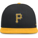 czarna-i-zolta-plaska-czapka-snapback-dri-fit-pro-structured-square-bill-pittsburgh-pirates-mlb-od-nike