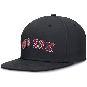 Granatowa dopasowana czapka z płaskim daszkiem Dri-Fit True Structured Round Bill Boston Red Sox MLB Nike