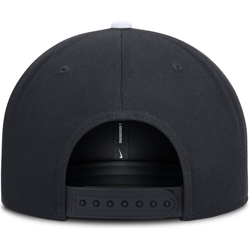 granatowo-biala-plaska-czapka-snapback-dri-fit-pro-structured-square-bill-new-york-yankees-mlb-od-nike granatowo-biala-plaska-czapka-snapback-dri-fit-pro-structured-square-bill-new-york-yankees-mlb-od-nike