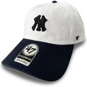 bezowa-i-granatowa-regulowana-czapka-z-daszkiem-clean-up-contemporary-two-tone-new-york-yankees-mlb-od-47-brand