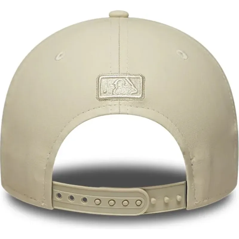 czapki-zakrzywiona-bezowy-snapback-9forty-m-crown-pu-diamante-los-angeles-dodgers-mlb-new-era