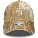 czapki-zakrzywiona-bezowy-tasma-regulowana-9twenty-velour-new-york-yankees-mlb-new-era