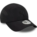 czapki-zakrzywiona-czarny-snapback-runner-tech-midi-new-york-yankees-mlb-new-era
