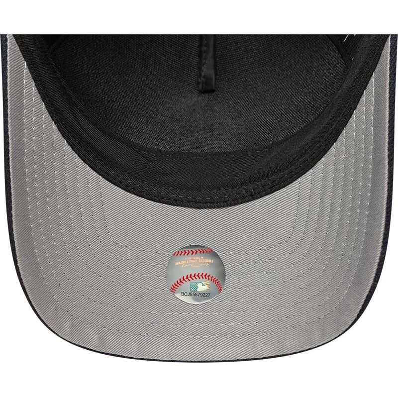 czapki-zakrzywiona-granatowy-snapback-9forty-m-crown-a-frame-emblem-new-york-yankees-mlb-new-era czapki-zakrzywiona-granatowy-snapback-9forty-m-crown-a-frame-emblem-new-york-yankees-mlb-new-era