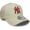 czapki-zakrzywiona-bezowy-snapback-e-frame-league-essential-new-york-yankees-mlb-new-era