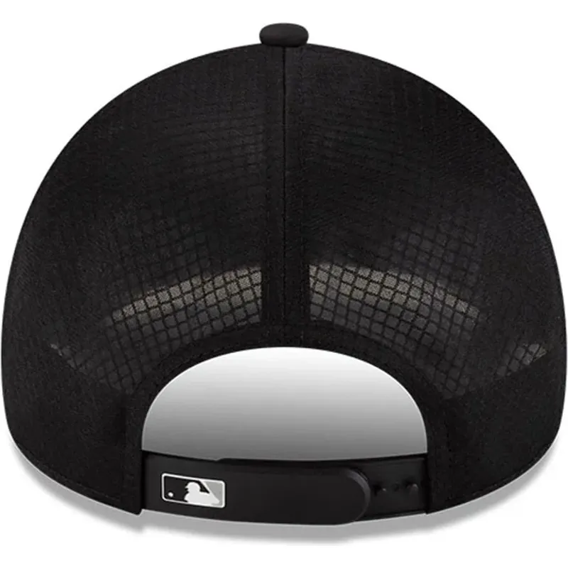 czapki-zakrzywiona-czarny-snapback-9forty-apex-batting-practice-chicago-white-sox-mlb-new-era
