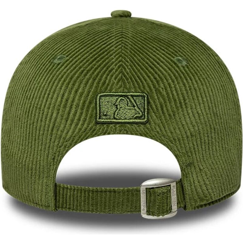 czapki-zakrzywiona-zielony-tasma-regulowana-9forty-m-crown-cord-new-york-yankees-mlb-new-era