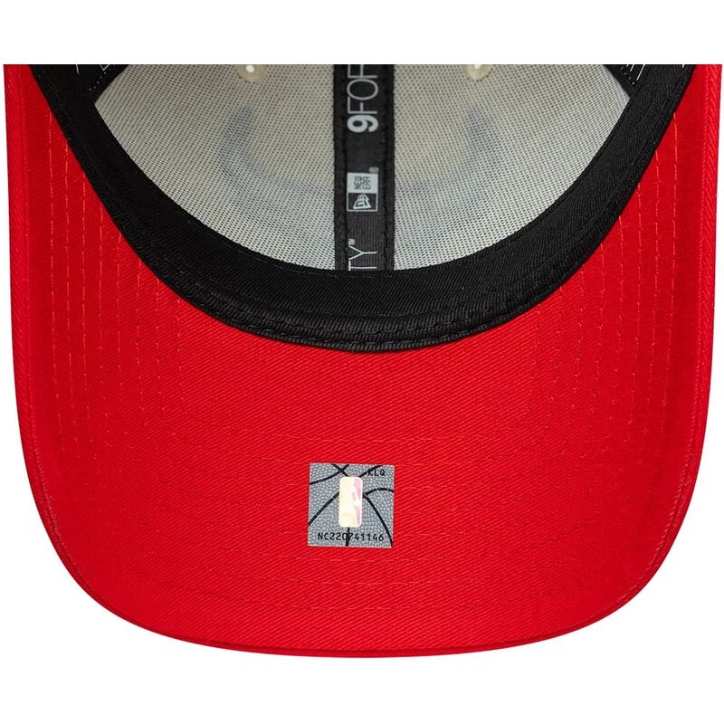 czapki-zakrzywiona-bezowy-tasma-regulowana-9forty-colour-block-chicago-bulls-nba-new-era czapki-zakrzywiona-bezowy-tasma-regulowana-9forty-colour-block-chicago-bulls-nba-new-era
