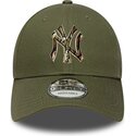 czapki-zakrzywiona-zielony-tasma-regulowana-9forty-outline-camo-new-york-yankees-mlb-new-era