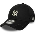 czapki-zakrzywiona-czarny-tasma-regulowana-9forty-stitched-new-york-yankees-mlb-new-era