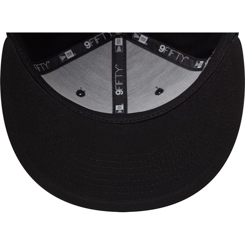 czapki-plaska-czarny-snapback-9fifty-outdoor-icon-new-york-yankees-mlb-new-era