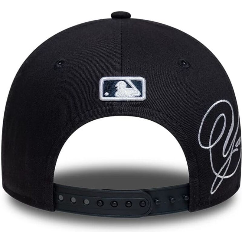 czapki-zakrzywiona-granatowy-snapback-9forty-m-crown-side-script-new-york-yankees-mlb-new-era