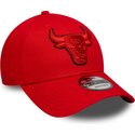 czapki-zakrzywiona-czerwony-tasma-regulowana-9forty-outline-chicago-bulls-nba-new-era