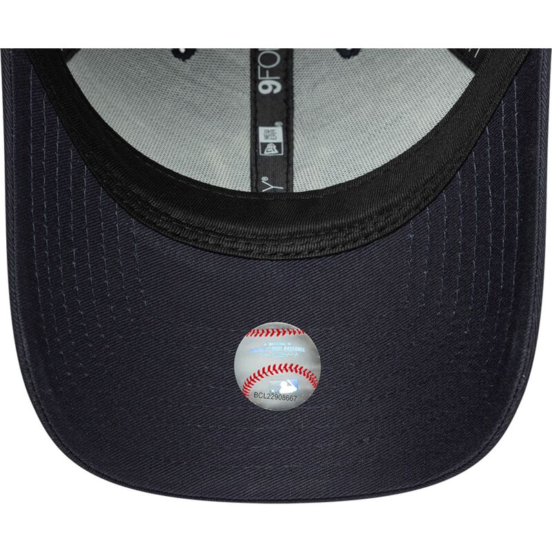 czapki-zakrzywiona-granatowy-tasma-regulowana-9forty-outdoor-icon-new-york-yankees-mlb-new-era