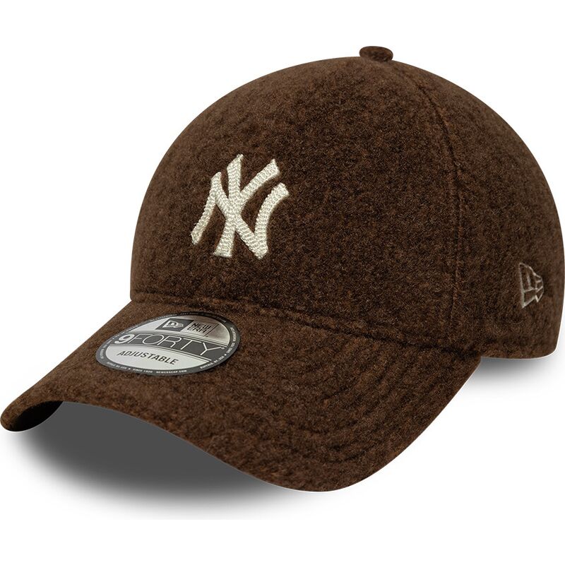 czapki-zakrzywiona-brazowy-snapback-9forty-winter-borg-new-york-yankees-mlb-new-era