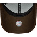 czapki-zakrzywiona-brazowy-snapback-9forty-winter-borg-new-york-yankees-mlb-new-era