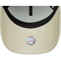 czapki-zakrzywiona-bezowy-snapback-dorado-e-frame-metallic-outline-new-york-yankees-mlb-new-era