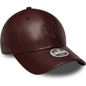 czapki-zakrzywiona-brazowy-snapback-9forty-m-crown-pu-diamante-new-york-yankees-mlb-new-era