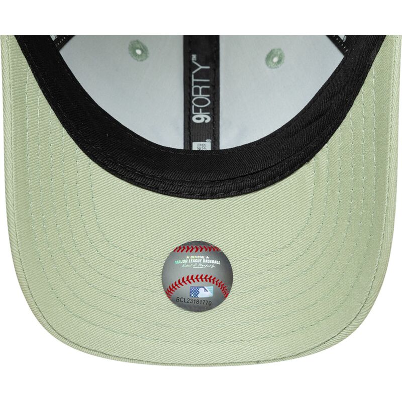 czapki-zakrzywiona-zielony-tasma-regulowana-dla-dziecka-9forty-dino-icon-new-york-yankees-mlb-new-era