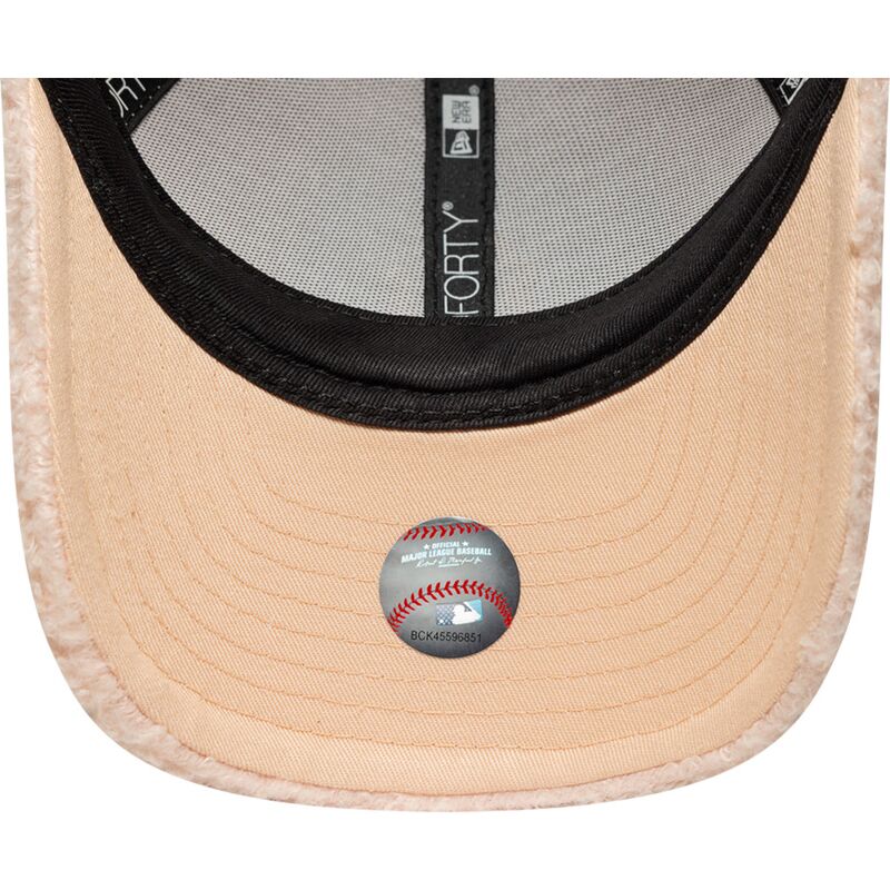 czapki-zakrzywiona-roz-snapback-dla-dziecka-9forty-m-crown-winter-borg-new-york-yankees-mlb-new-era