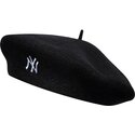 berety-czarny-wool-script-new-york-yankees-mlb-new-era