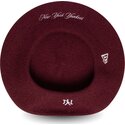 berety-czerwony-wool-script-new-york-yankees-mlb-new-era
