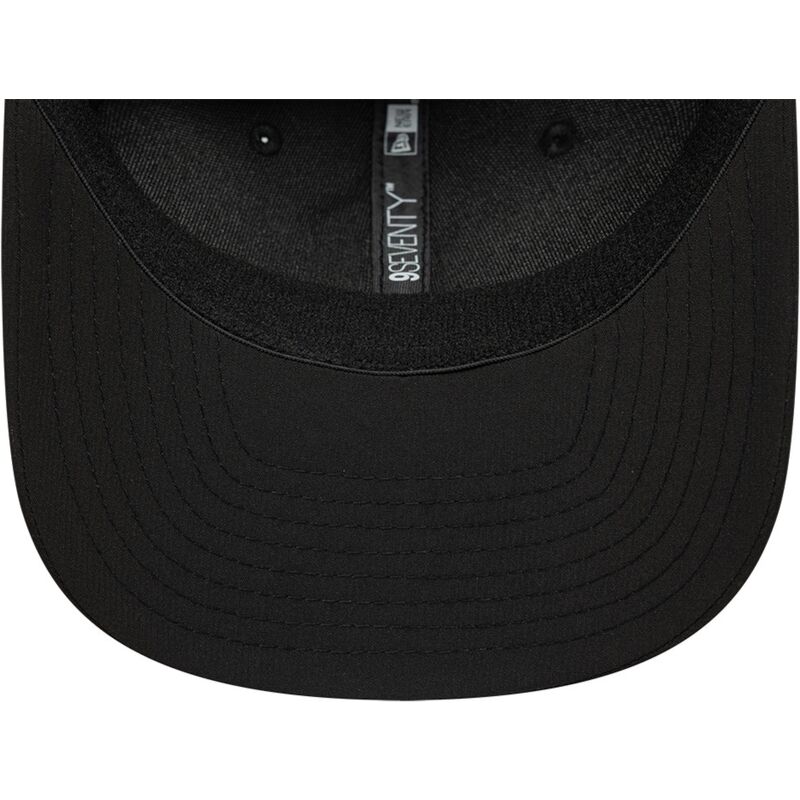 czapki-zakrzywiona-czarny-snapback-9seventy-stretch-snap-repreve-associazione-sportiva-roma-serie-a-new-era