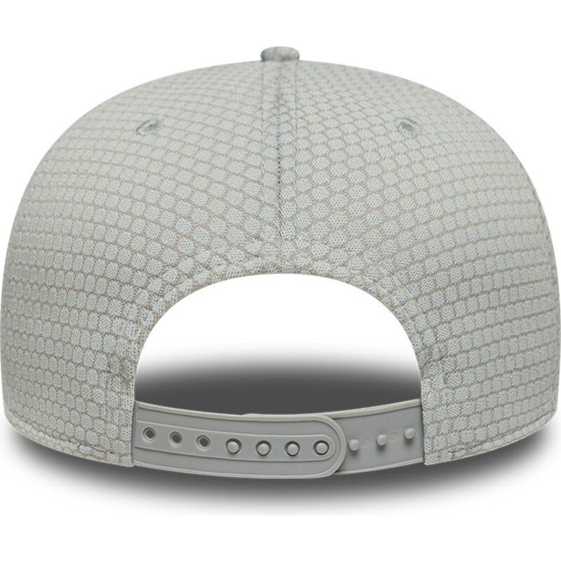 czapki-zakrzywiona-szary-snapback-9seventy-stretch-snap-mesh-flawless-new-york-yankees-mlb-new-era czapki-zakrzywiona-szary-snapback-9seventy-stretch-snap-mesh-flawless-new-york-yankees-mlb-new-era