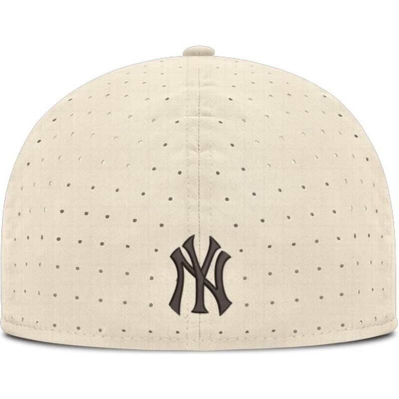 czapki-plaska-bezowy-dopasowany-dri-fit-true-structured-aero-bill-new-york-yankees-mlb-nike czapki-plaska-bezowy-dopasowany-dri-fit-true-structured-aero-bill-new-york-yankees-mlb-nike