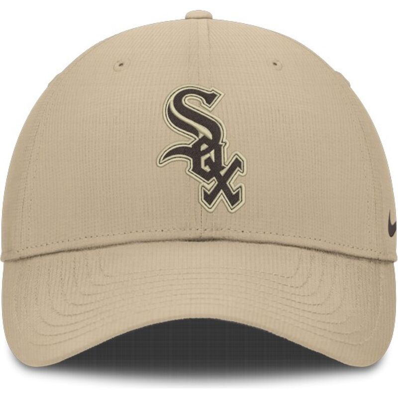 czapki-zakrzywiona-bezowy-tasma-regulowana-club-structured-uv-poly-ripstop-chicago-white-sox-mlb-nike czapki-zakrzywiona-bezowy-tasma-regulowana-club-structured-uv-poly-ripstop-chicago-white-sox-mlb-nike