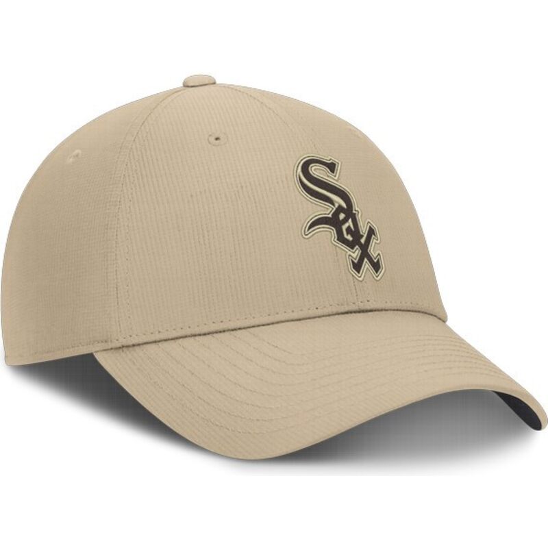 czapki-zakrzywiona-bezowy-tasma-regulowana-club-structured-uv-poly-ripstop-chicago-white-sox-mlb-nike czapki-zakrzywiona-bezowy-tasma-regulowana-club-structured-uv-poly-ripstop-chicago-white-sox-mlb-nike
