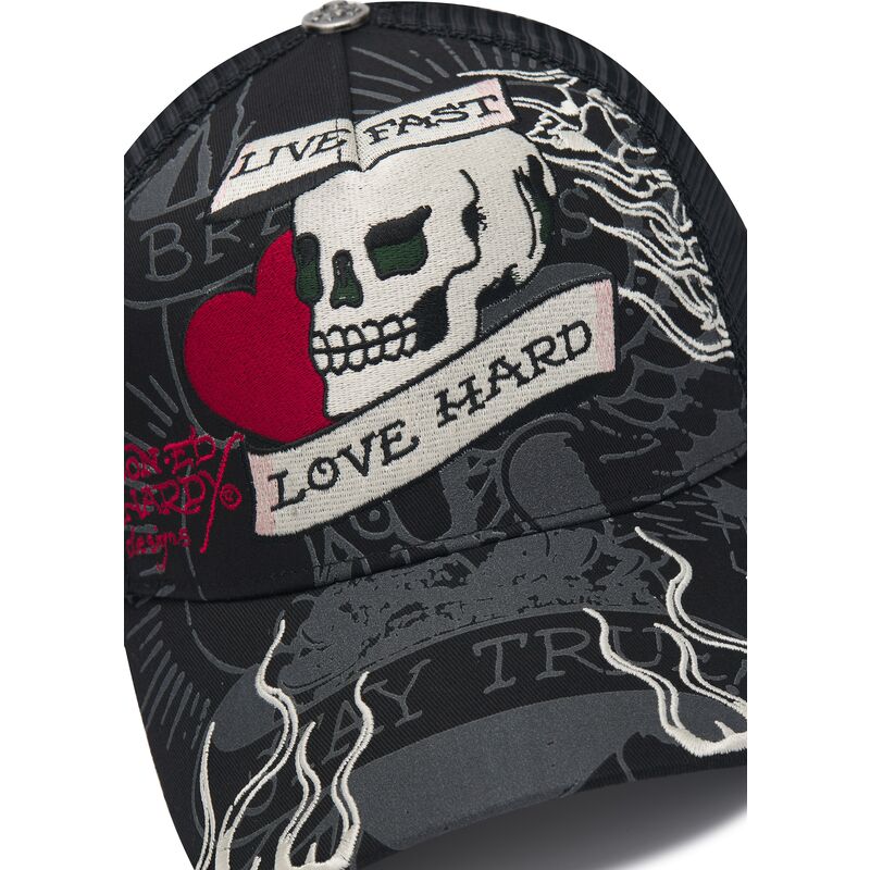 czapki-zakrzywiona-czarny-snapback-live-fast-love-hard-ed-hardy