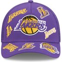 czapki-zakrzywiona-fioletowy-snapback-9forty-m-crown-a-frame-all-over-los-angeles-lakers-nba-new-era