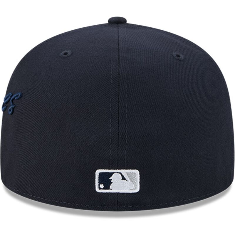 czapki-plaska-granatowy-dopasowany-59fifty-side-script-new-york-yankees-mlb-new-era czapki-plaska-granatowy-dopasowany-59fifty-side-script-new-york-yankees-mlb-new-era
