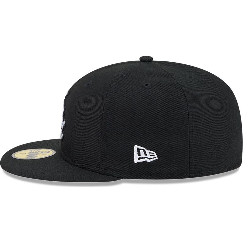 czapki-plaska-czarny-dopasowany-59fifty-rhinestone-badge-chicago-white-sox-mlb-new-era