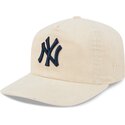 czapki-zakrzywiona-bezowy-tasma-regulowana-19twenty-na-lifestyle-f1-new-york-yankees-mlb-new-era