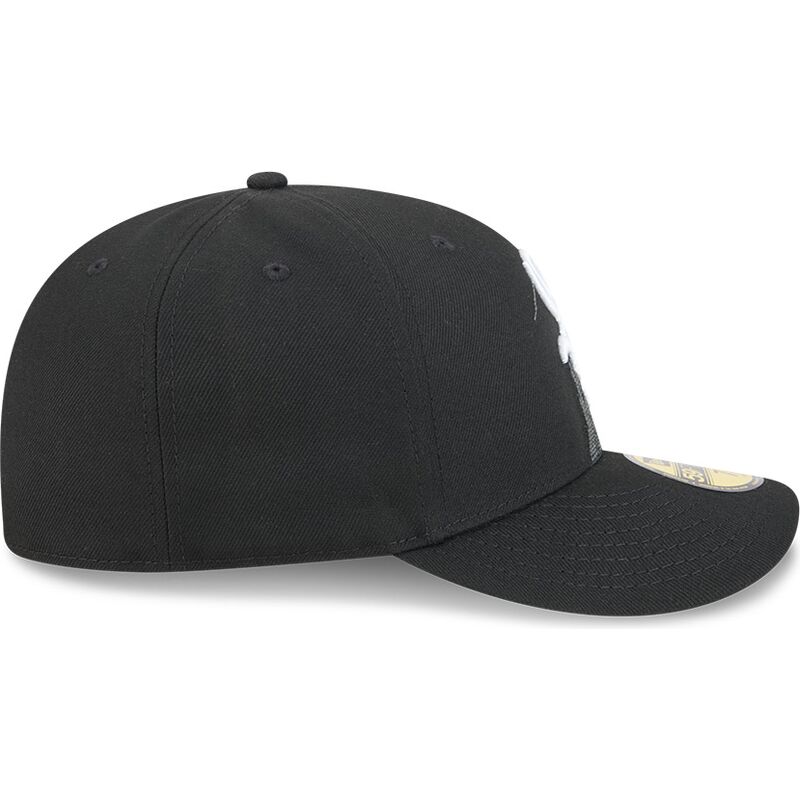czapki-zakrzywiona-czarny-dopasowany-59fifty-pin-na-lifestyle-f1-chicago-white-sox-mlb-new-era