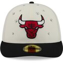 czapki-zakrzywiona-bezowy-dopasowany-59fifty-beads-na-lifestyle-f1-chicago-bulls-nba-new-era