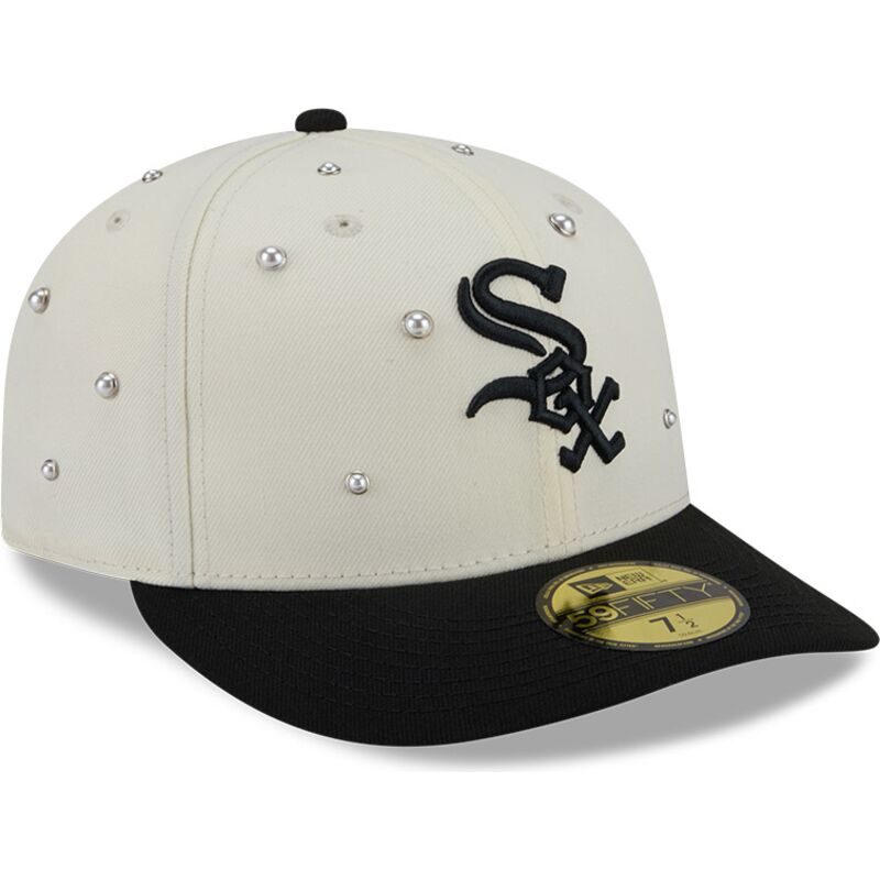 czapki-zakrzywiona-bezowy-dopasowany-59fifty-beads-na-lifestyle-f1-chicago-white-sox-mlb-new-era