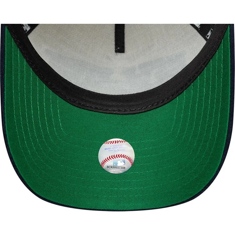 czapki-zakrzywiona-bezowy-snapback-e-frame-wordmark-suede-new-york-yankees-mlb-new-era