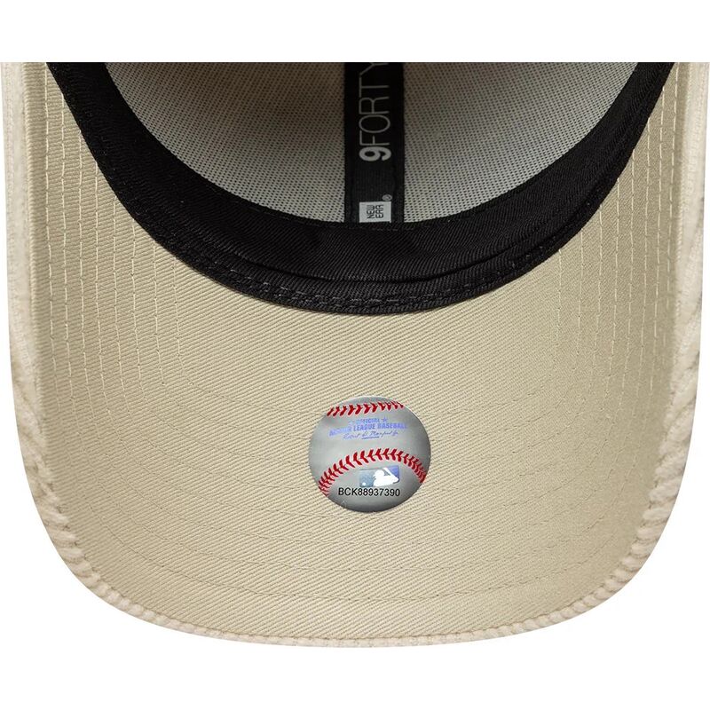 czapki-zakrzywiona-bezowy-tasma-regulowana-9forty-cord-new-york-yankees-mlb-new-era