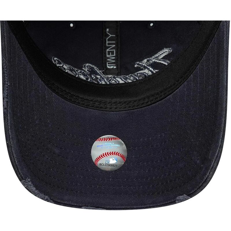 czapki-zakrzywiona-granatowy-tasma-regulowana-9twenty-distress-wordmark-new-york-yankees-mlb-new-era