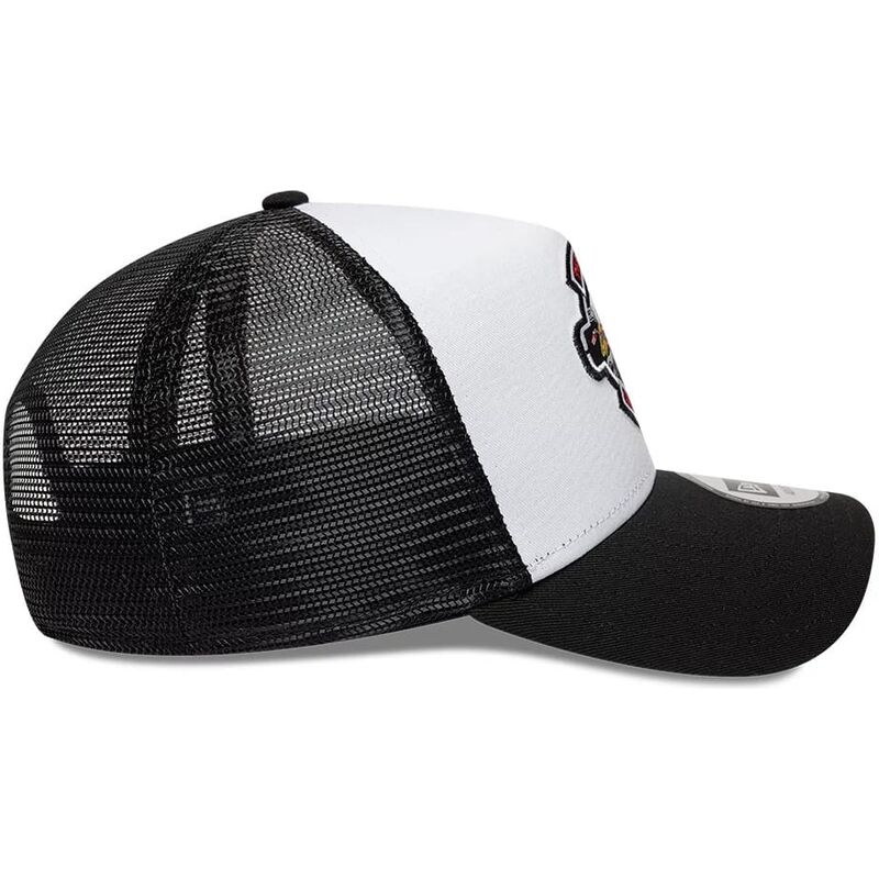 czapki-zakrzywiona-czarny-snapback-a-frame-location-icon-pigs-eye-garage-new-era