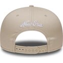 czapki-plaska-bezowy-snapback-9fifty-outdoor-icon-new-york-yankees-mlb-new-era