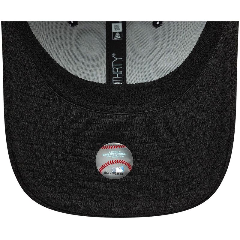 czapki-zakrzywiona-czarny-dopasowany-39thirty-stretch-mesh-new-york-yankees-mlb-new-era