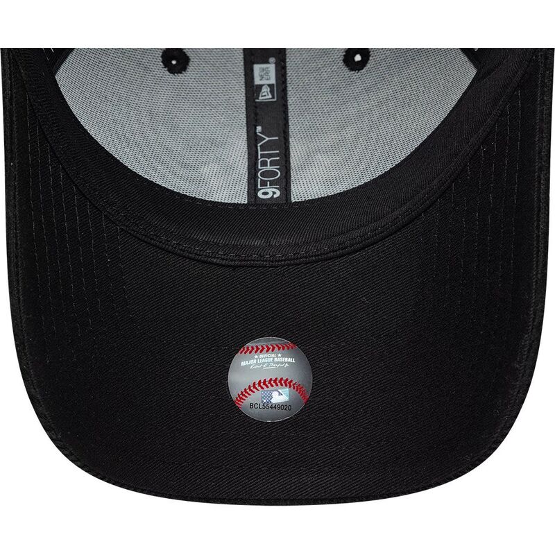 czapki-zakrzywiona-czarny-snapback-9forty-entry-cord-new-york-yankees-mlb-new-era